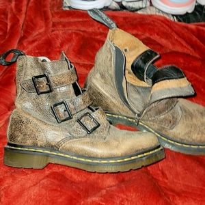 Dr. Martens Air Wave Zip Up Boot  Size 9